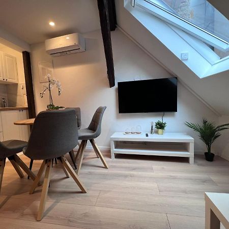 Studio Apartman Mia Zagreb Buitenkant foto
